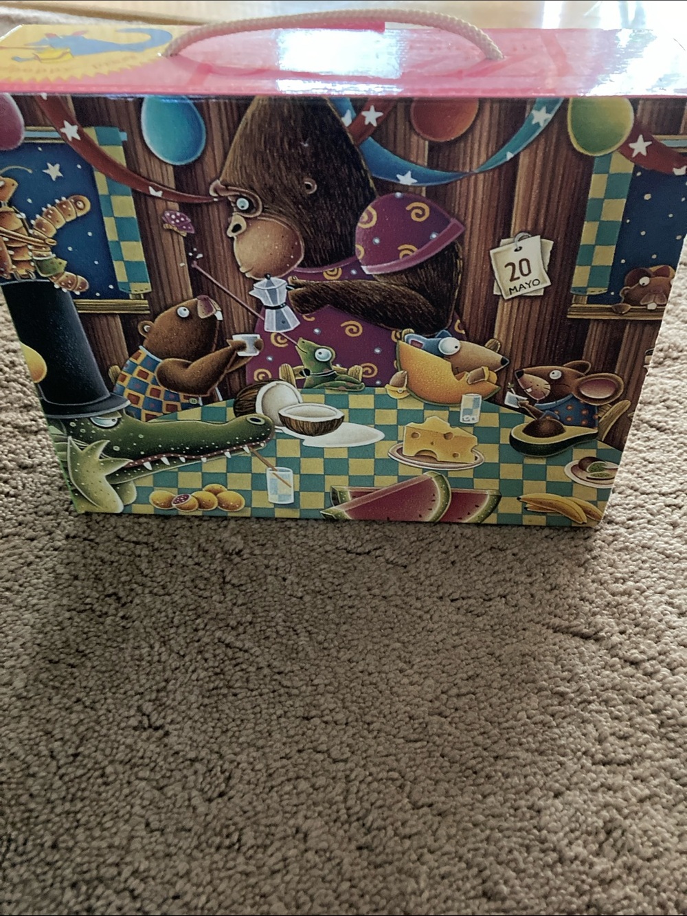 Mud puppy puzzle 60 pieces comes in original box large pieces  complete!